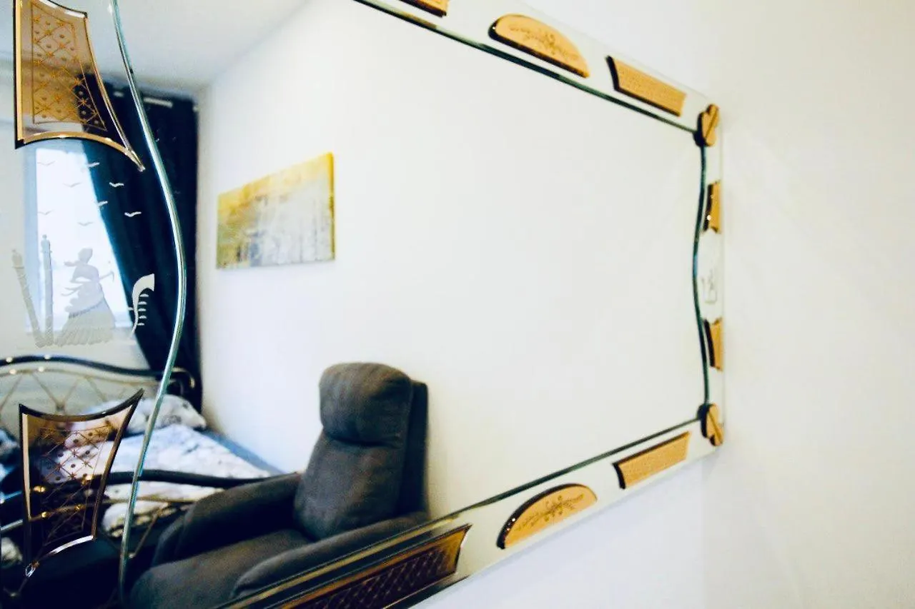 Spacious 2Br 1Lr Apt 10 Min To St Stephen Viena Apartament